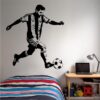 vinilo decorativo lionel messi chutando balón de futbol